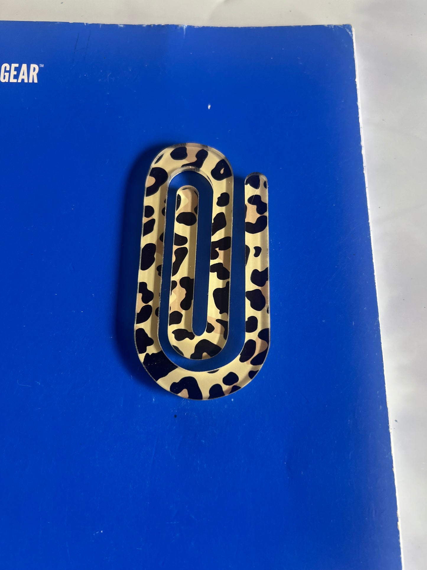 LEOPARD PRINT LARGE ACRYLIC PAPER CLIP